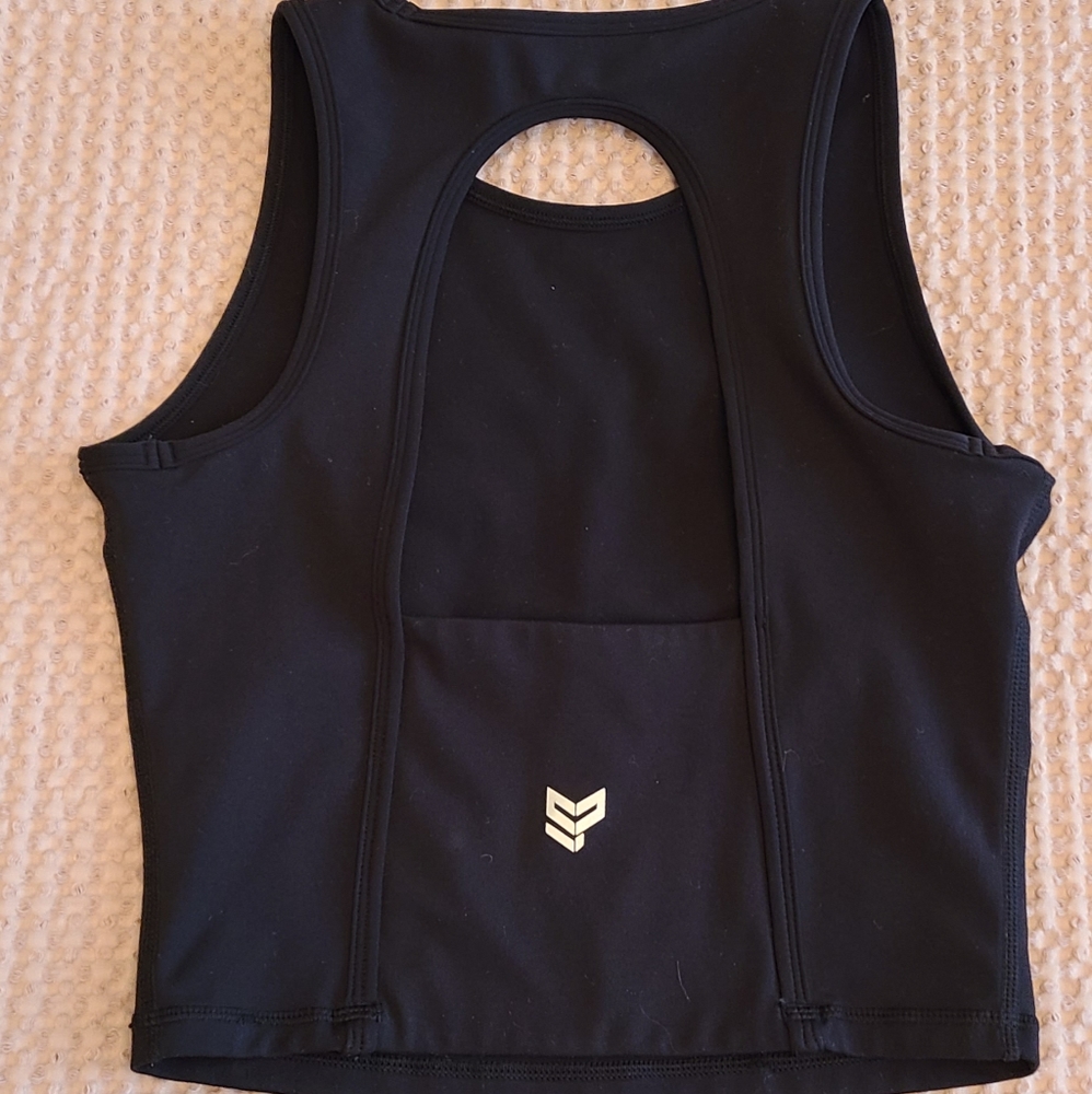 Athletic top
